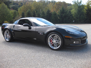 Illustration for article titled Why Buy A Chevy Camaro When This Insane Corvette Z06 Costs Way Less?